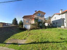 8000   -  Chalet Independiente en A Baña, A Coruña